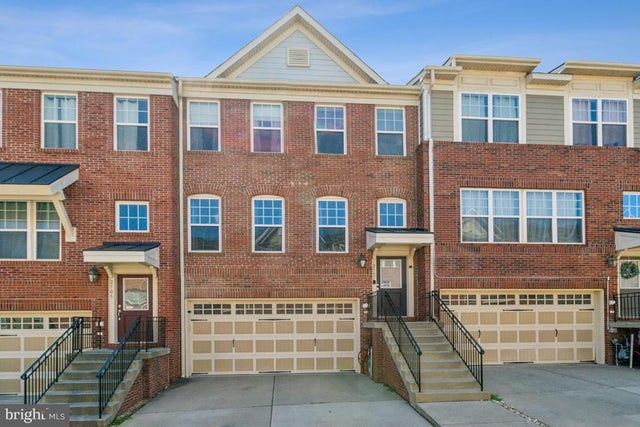 2707 Amber Crest Rd, Hanover