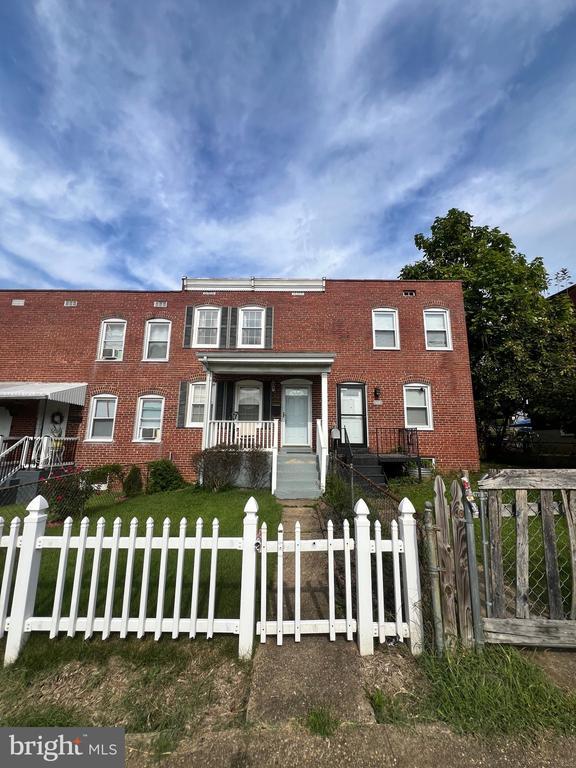 5237 Wasena Ave, Brooklyn Park