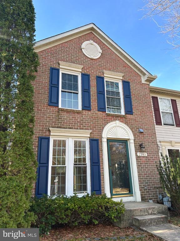 1703 Bluffs Island Ct, Odenton