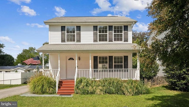 1623 Chesapeake Ln, Edgewater