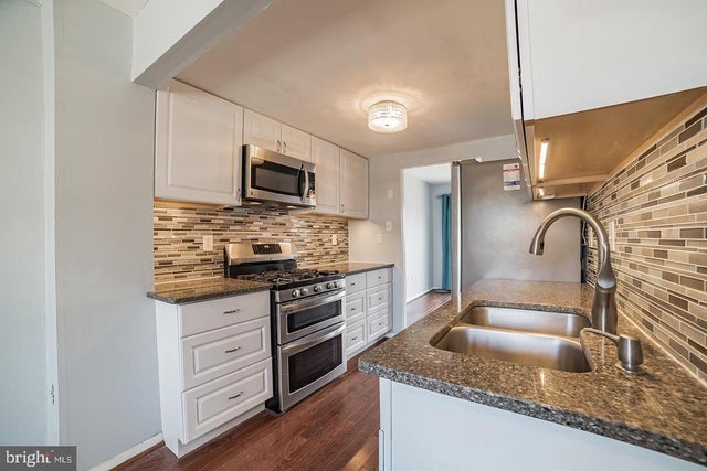 1908 Cambridge Dr, Crofton