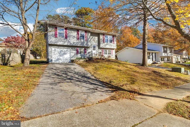 353 Council Oak Dr, Severn