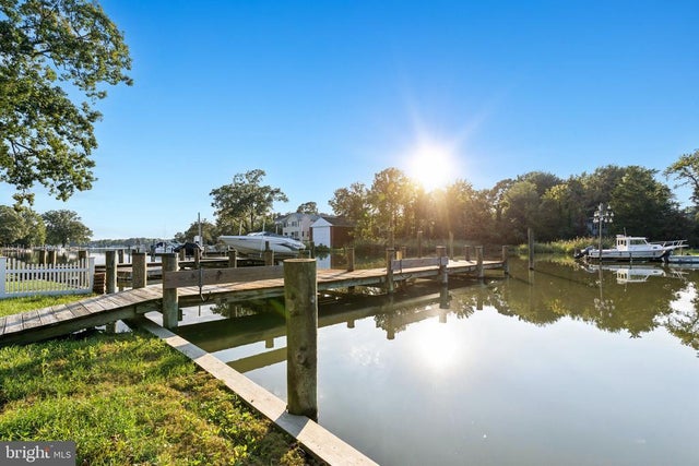 4922 Lerch Dr, Shady Side