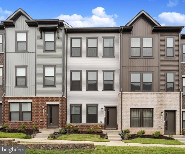 210 Sundrop Lane, Laurel