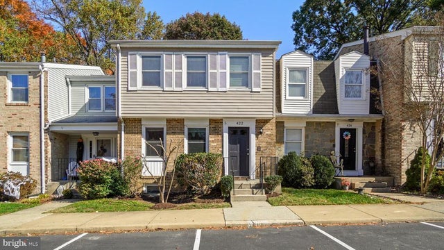 422 Colonial Ridge Ln, Arnold