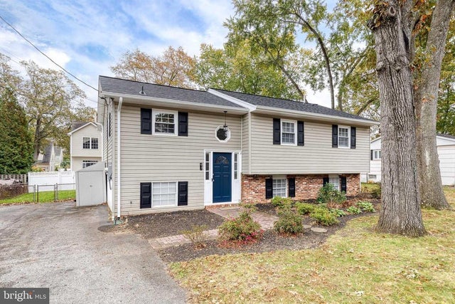 617 Oak Ln, Severna Park