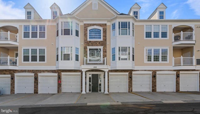 1518 Enyart Way #301, Annapolis
