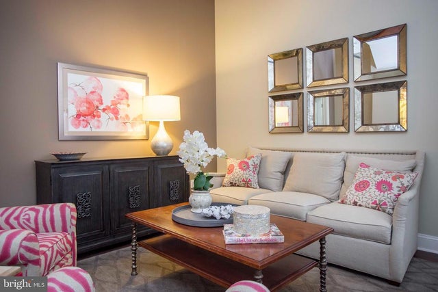 26 S Calvert St #1br, Baltimore