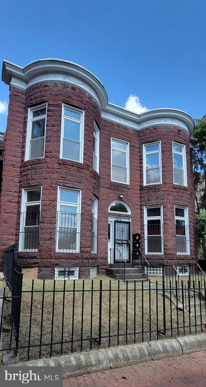 804 Hollins St #basement Studio, BALTIMORE