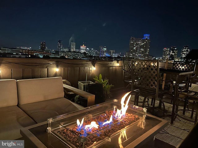 704 E Fort Ave, Baltimore