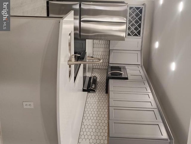 305 N Payson St, Baltimore