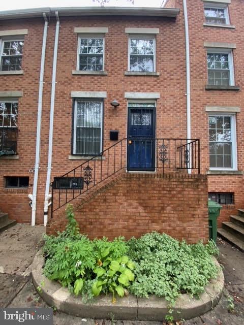 1810 E Fairmount Ave, Baltimore