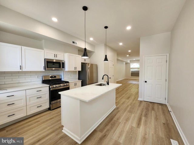 2126 Mcculloh St, Baltimore