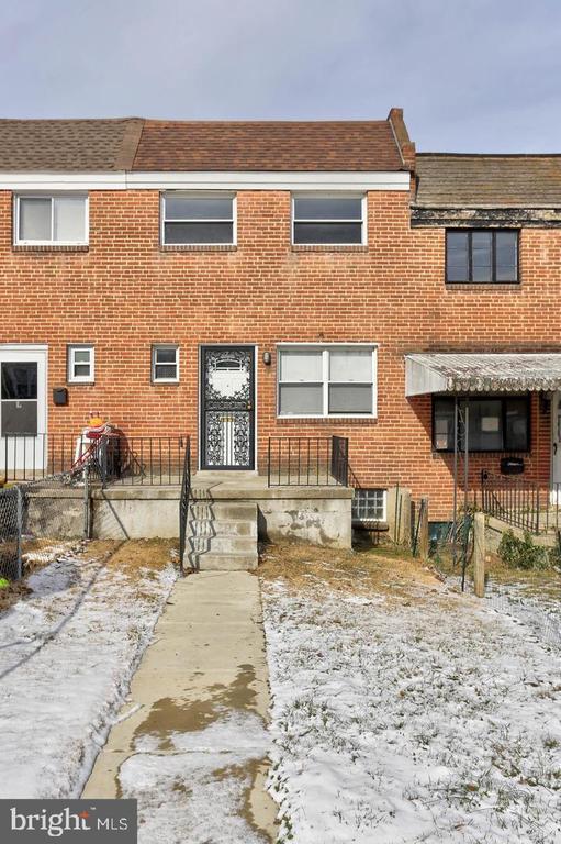 2536 Loyola Northway, Baltimore