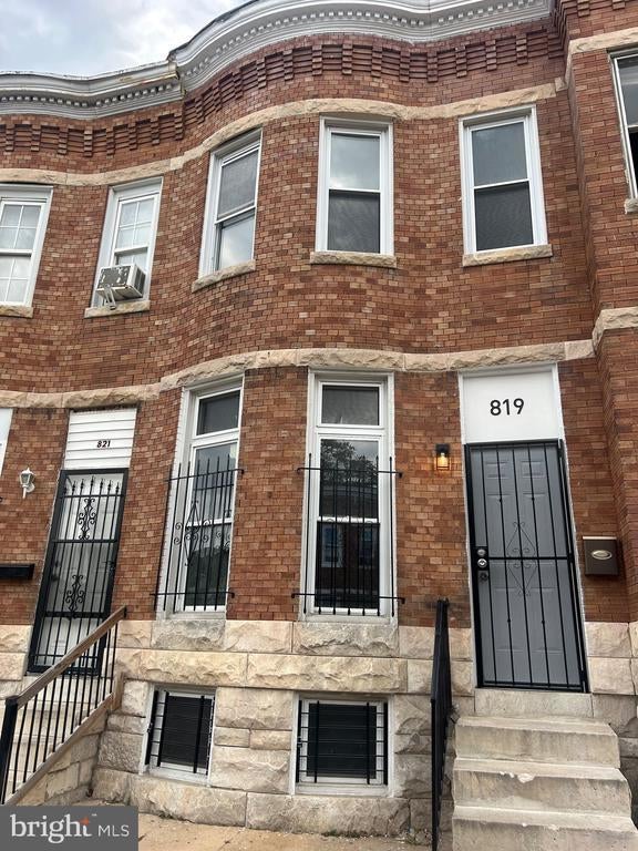 819 Appleton St, Baltimore
