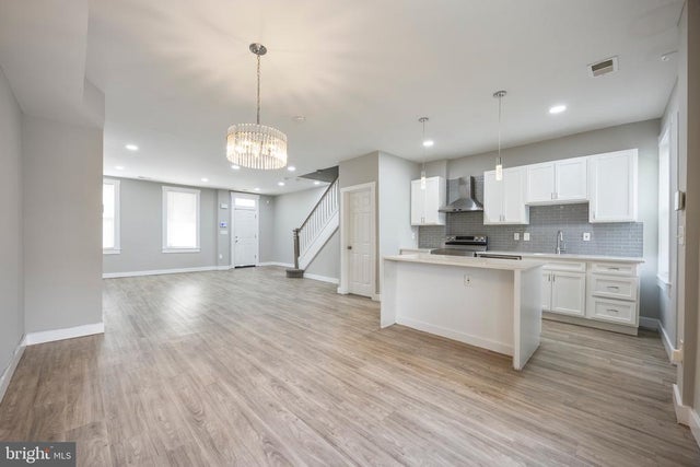 739 Linnard St, Baltimore