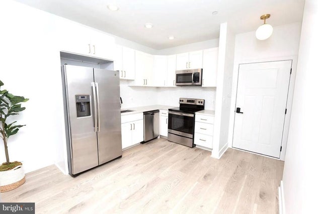 1702 Light St #203, Baltimore