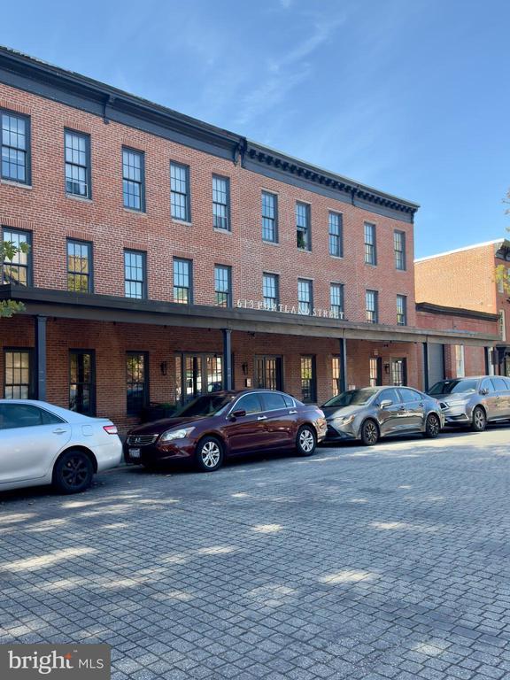 613 Portland St #11, Baltimore
