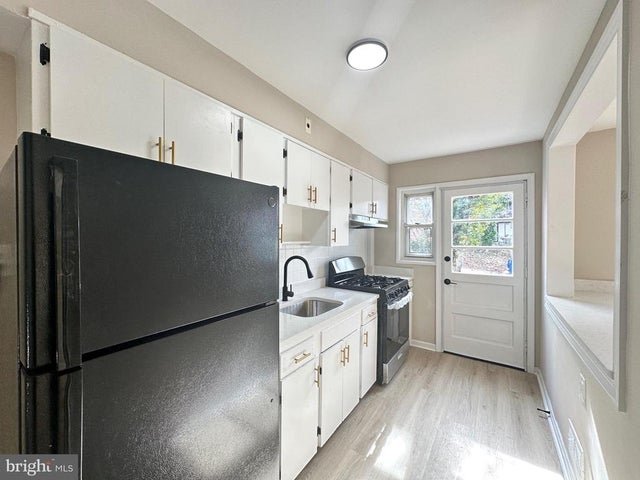 1038 Wedgewood, Baltimore