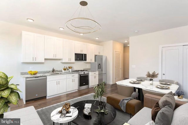 301 W Franklin St #411, Baltimore