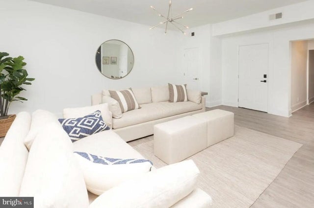 1020 N Calvert St #2b, Baltimore