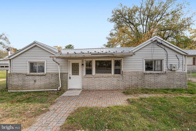 1915 Rettman Ln, DUNDALK