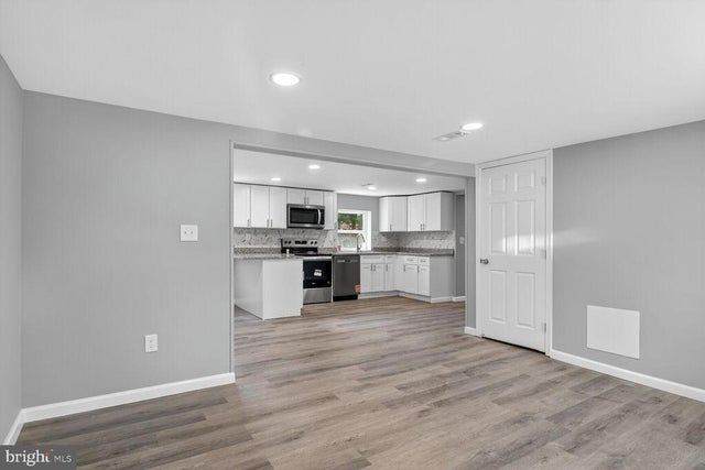 9616 Magledt Rd, Parkville