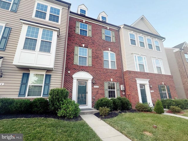 9452 Ballard Green Dr, Owings Mills
