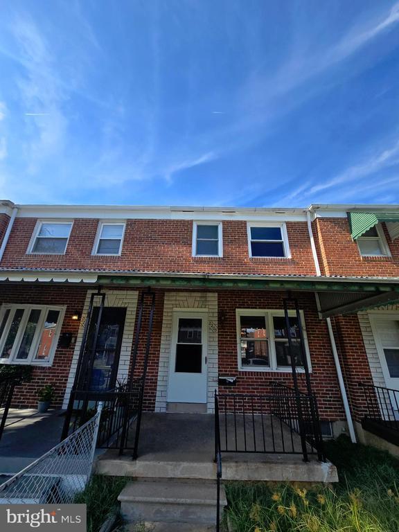 2205 Redthorn Rd, Middle River