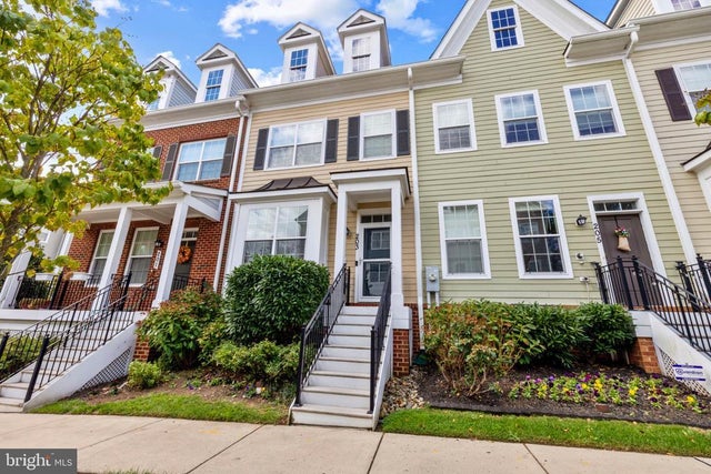 203 Meridian Ln, Towson