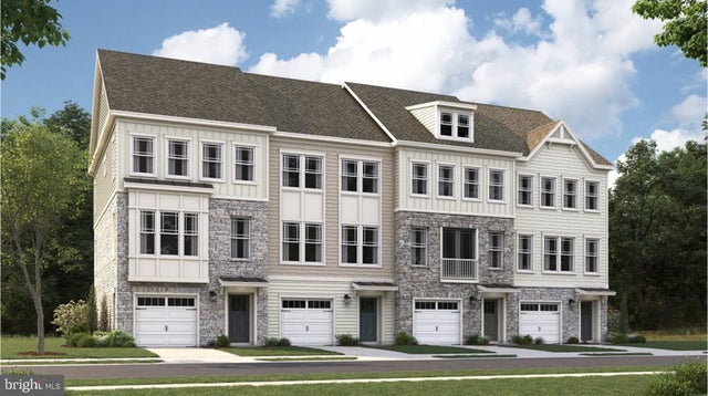 1700 Back Bay, Essex