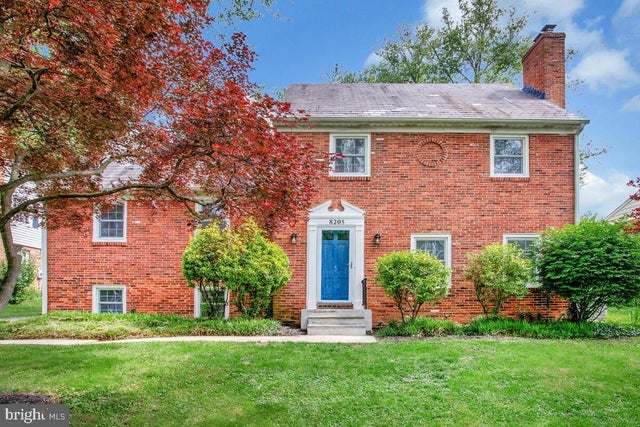 8205 Robin Hood Ct, Towson