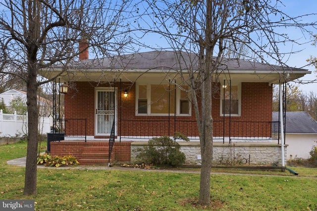 2301 Bayside Dr, Baltimore