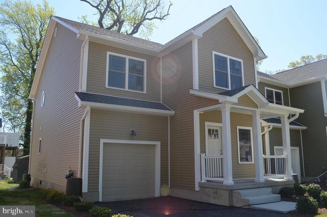 8927 Erie Ave, North Beach