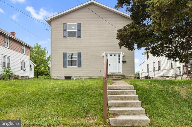 354 W Main St, Elkton