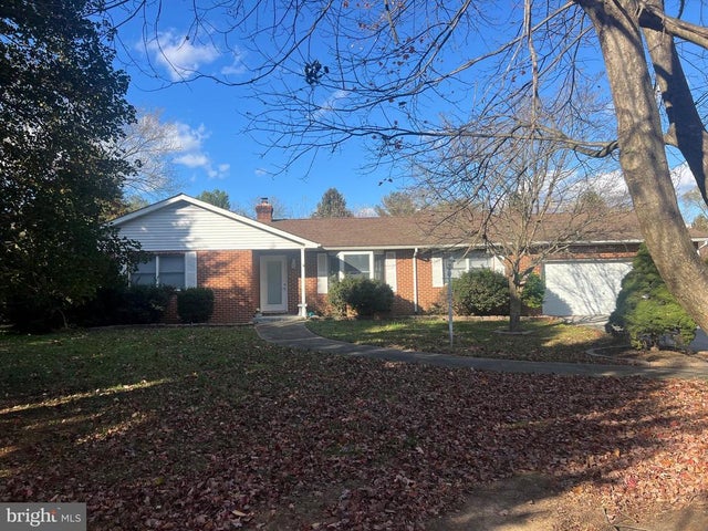 135 Brantwood, Elkton