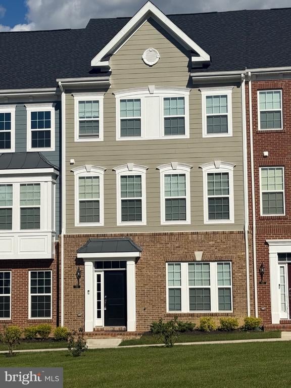 315 Buckeye Cir, La Plata