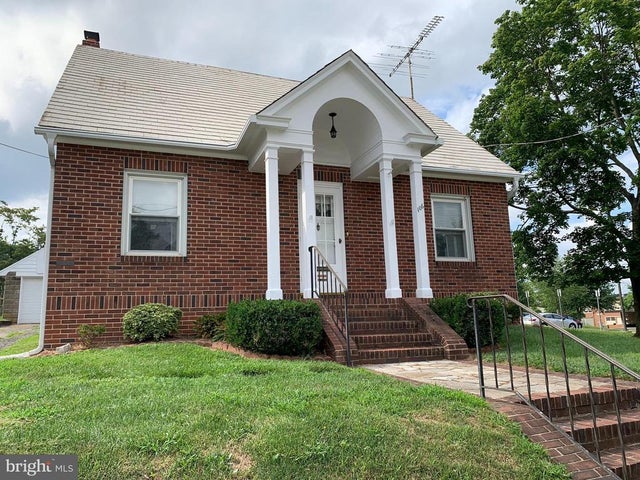 106 Center St, Westminster