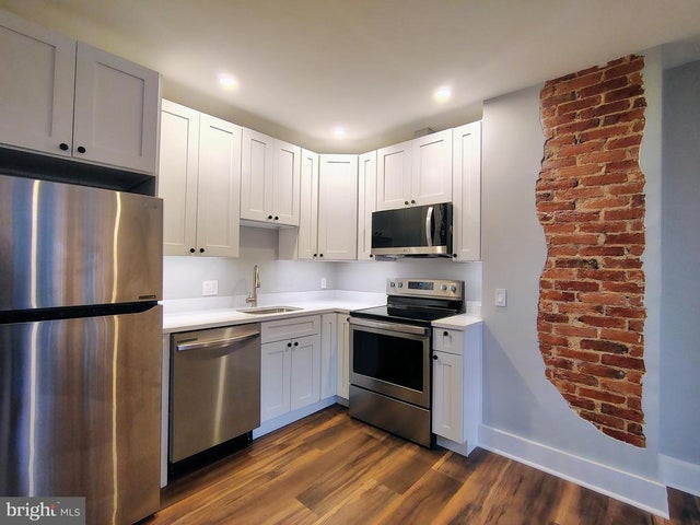 230 S Market St #3, Frederick