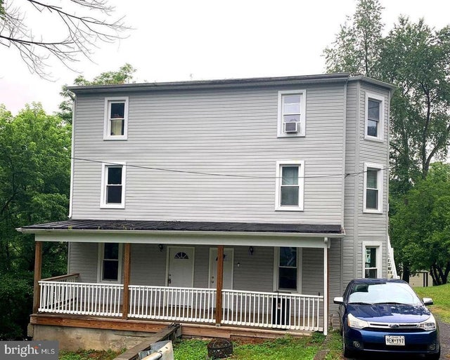 729 E D St, Brunswick