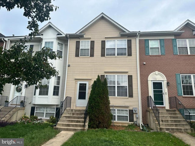 7127 Ladd Cir, Frederick