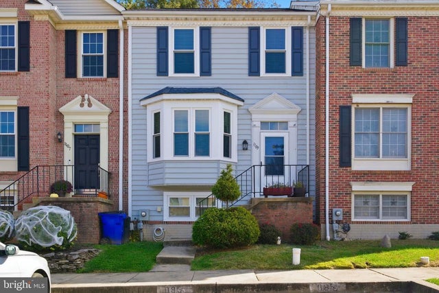 1109 Oak View, New Market