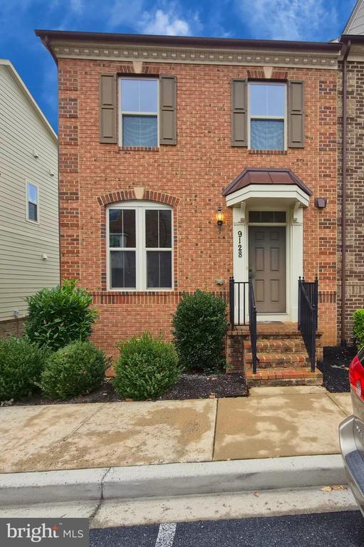 9128 Landon House Ln, Frederick