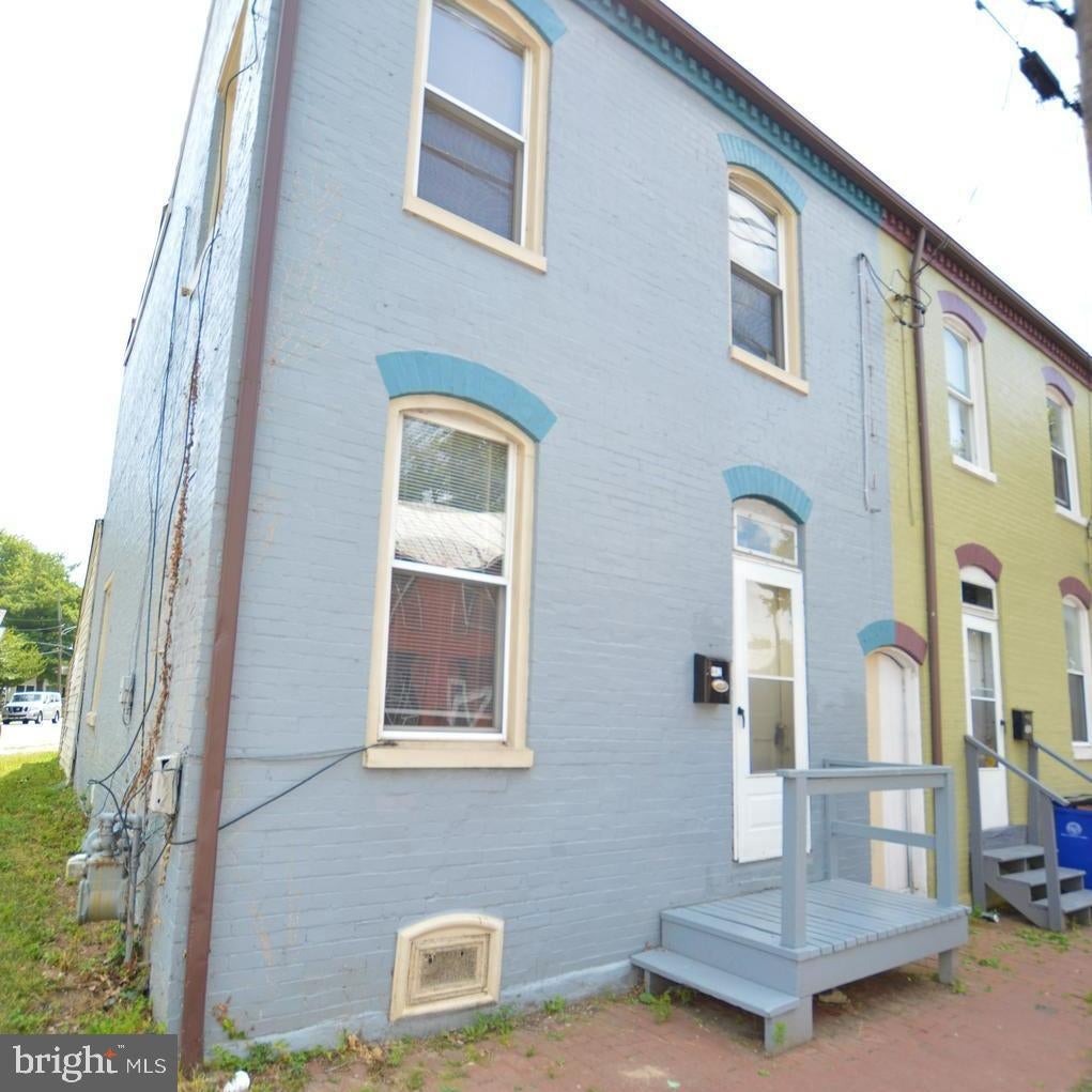 482 W South St, FREDERICK