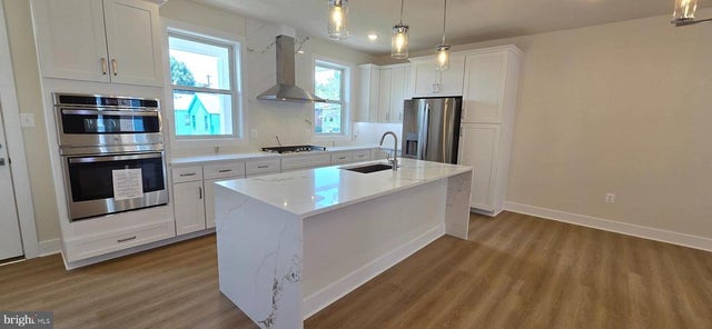 416 Chapel Aly #3, Frederick