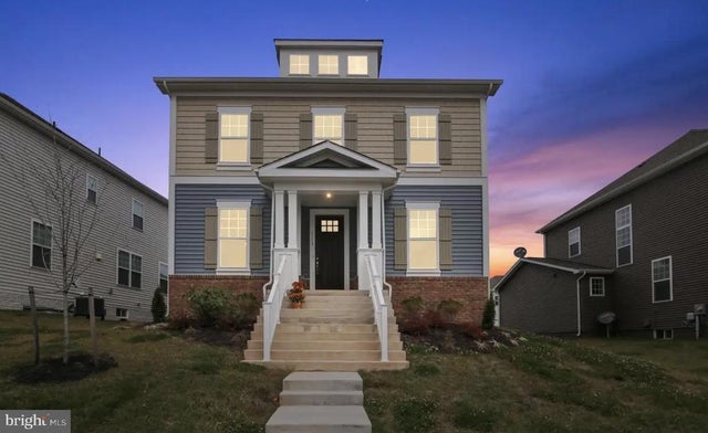 1113 Saxton Dr, Frederick