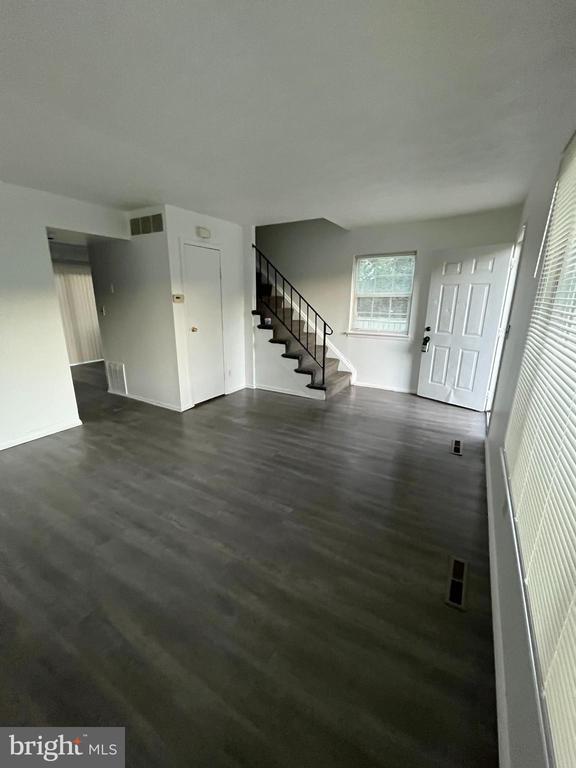 1521 Charlestown Dr, Edgewood