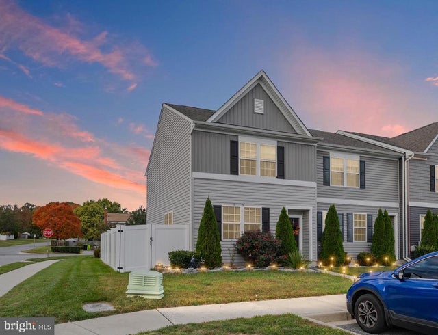 1901 Graymount Way, Edgewood