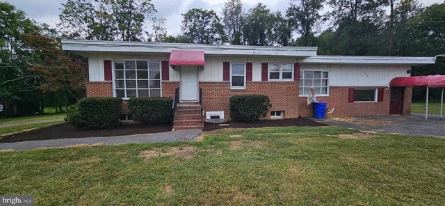 10879 Clarksville Pike #a, Columbia