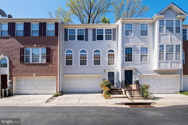 7025 Water Oak Rd #35, Elkridge